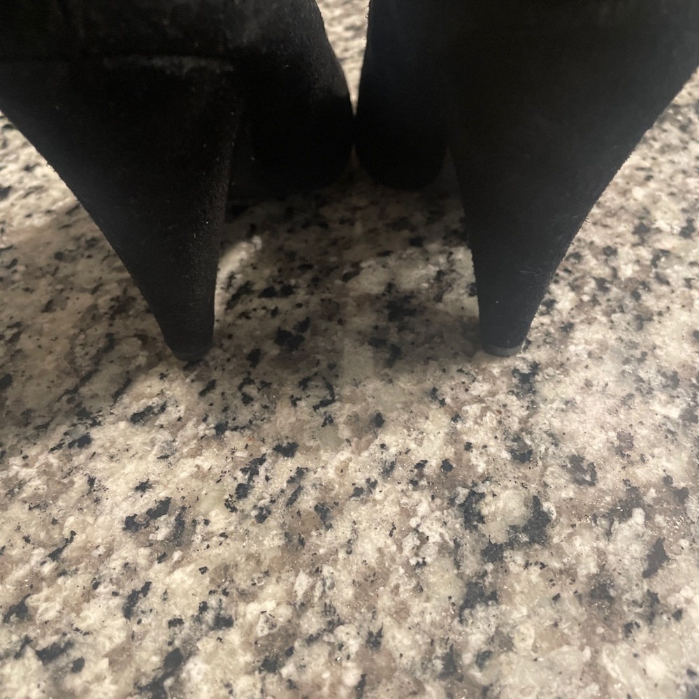 Aldo Women Black Suede Heel